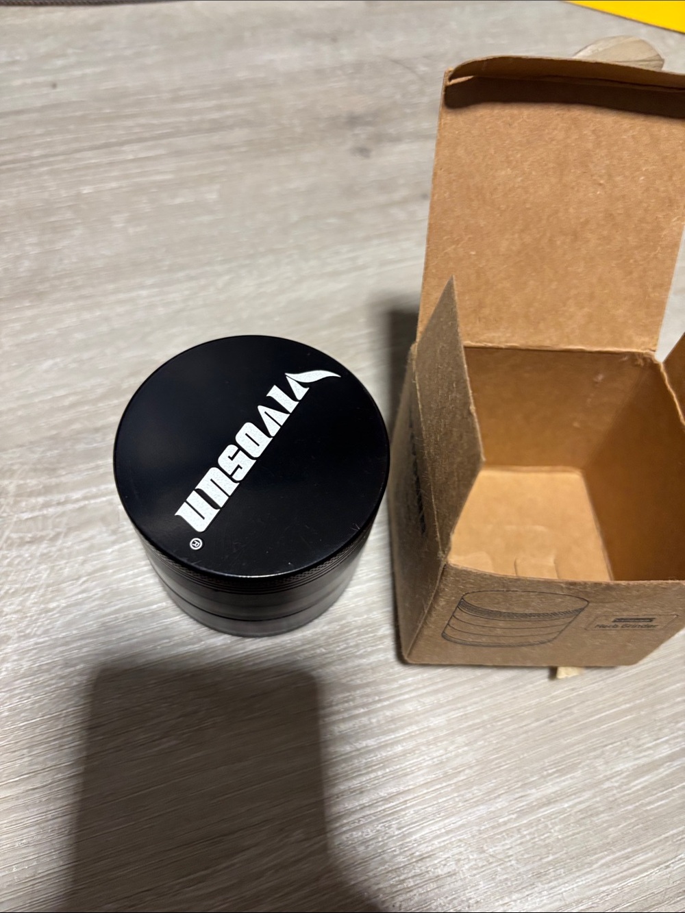 Vivosun Black Metal Grinder with White Logo - Compact Herb Grinder